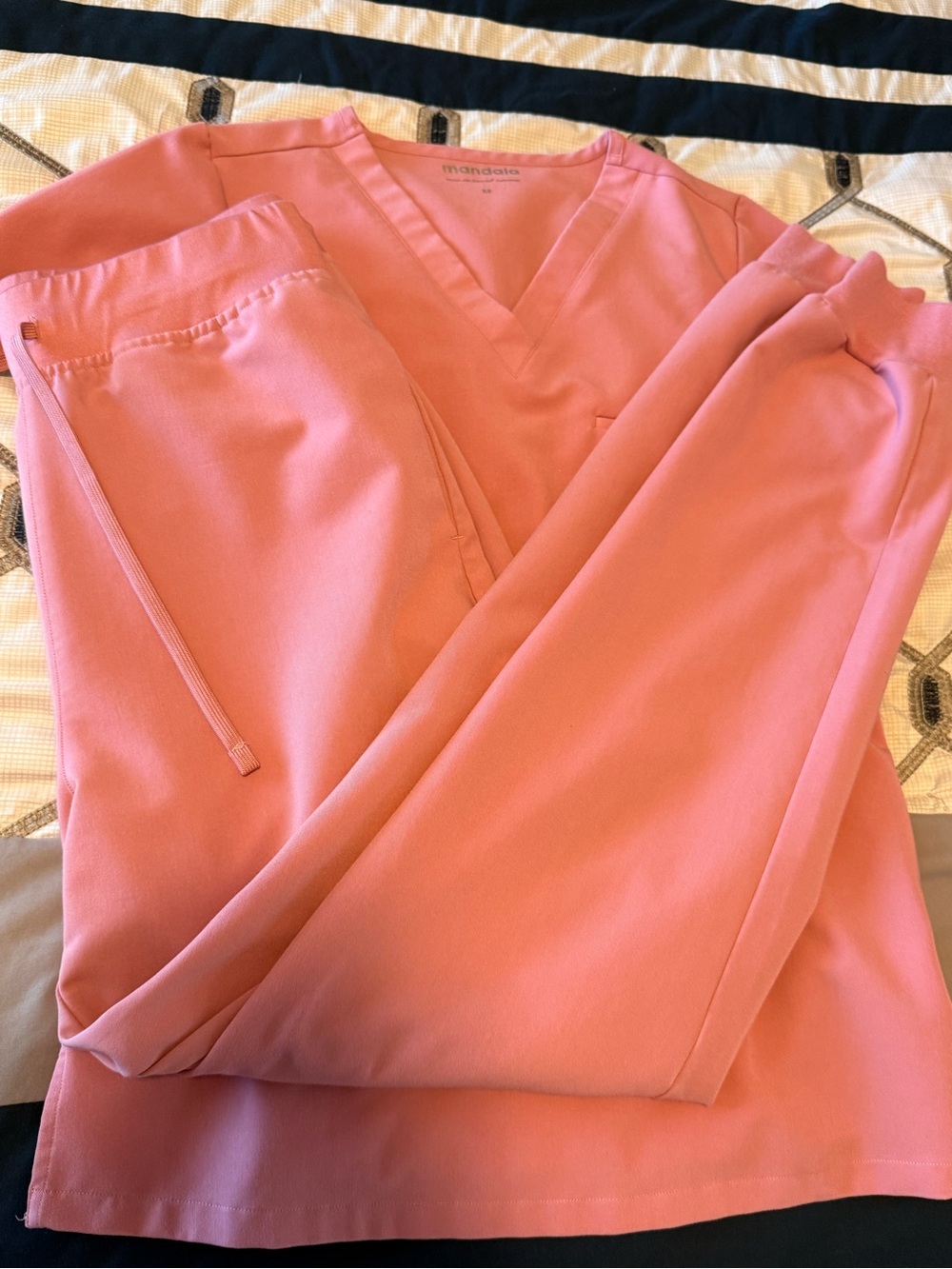 Mandala XS light pink one pocket top, S tall high waisted joggers